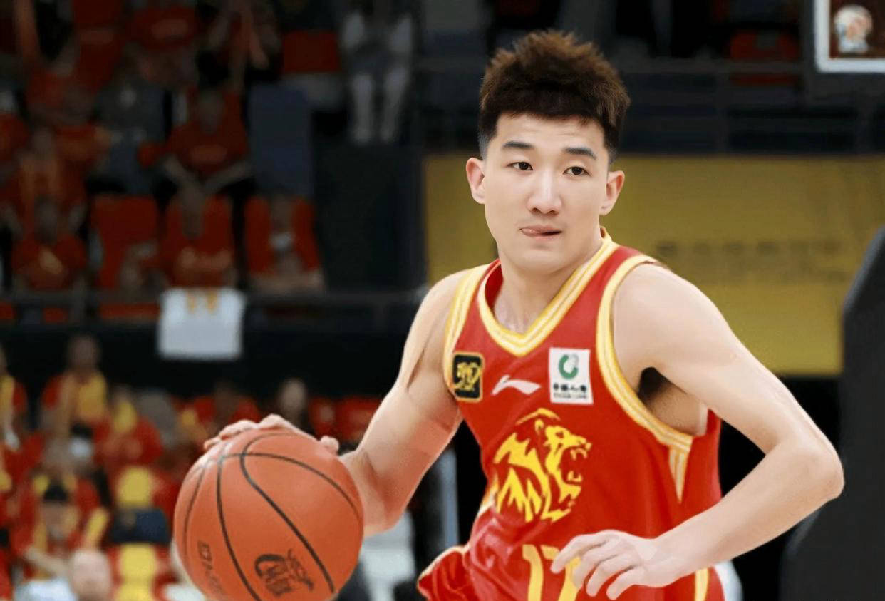 上海队险胜吉林队，孙铭徽状态火热