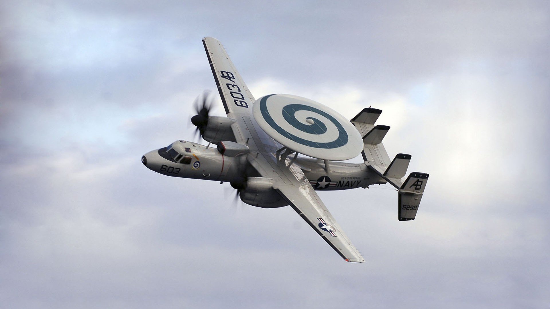 秘鲁蓝调征服斯坦福桥，三笘薰，为何成为切尔西新战术的致命密钥？