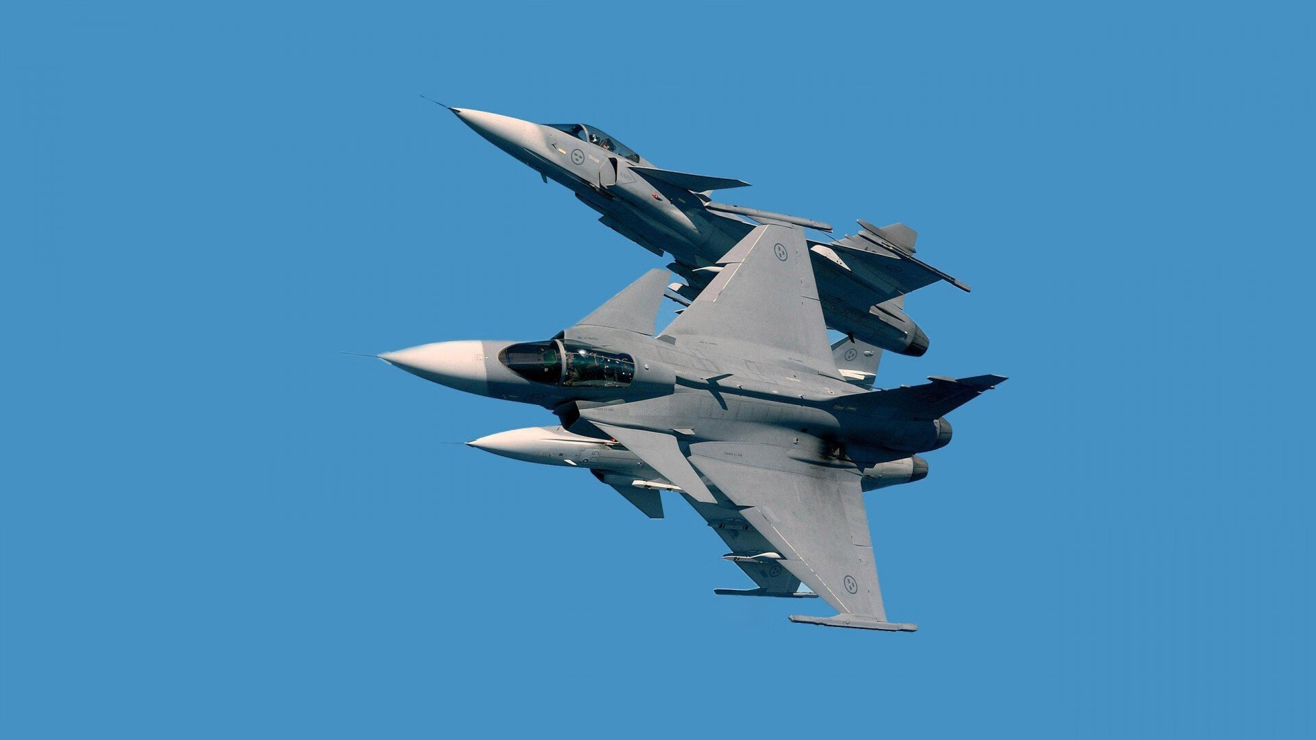 竞技场上的逆转协奏曲，当绿茵场遇见赛车场