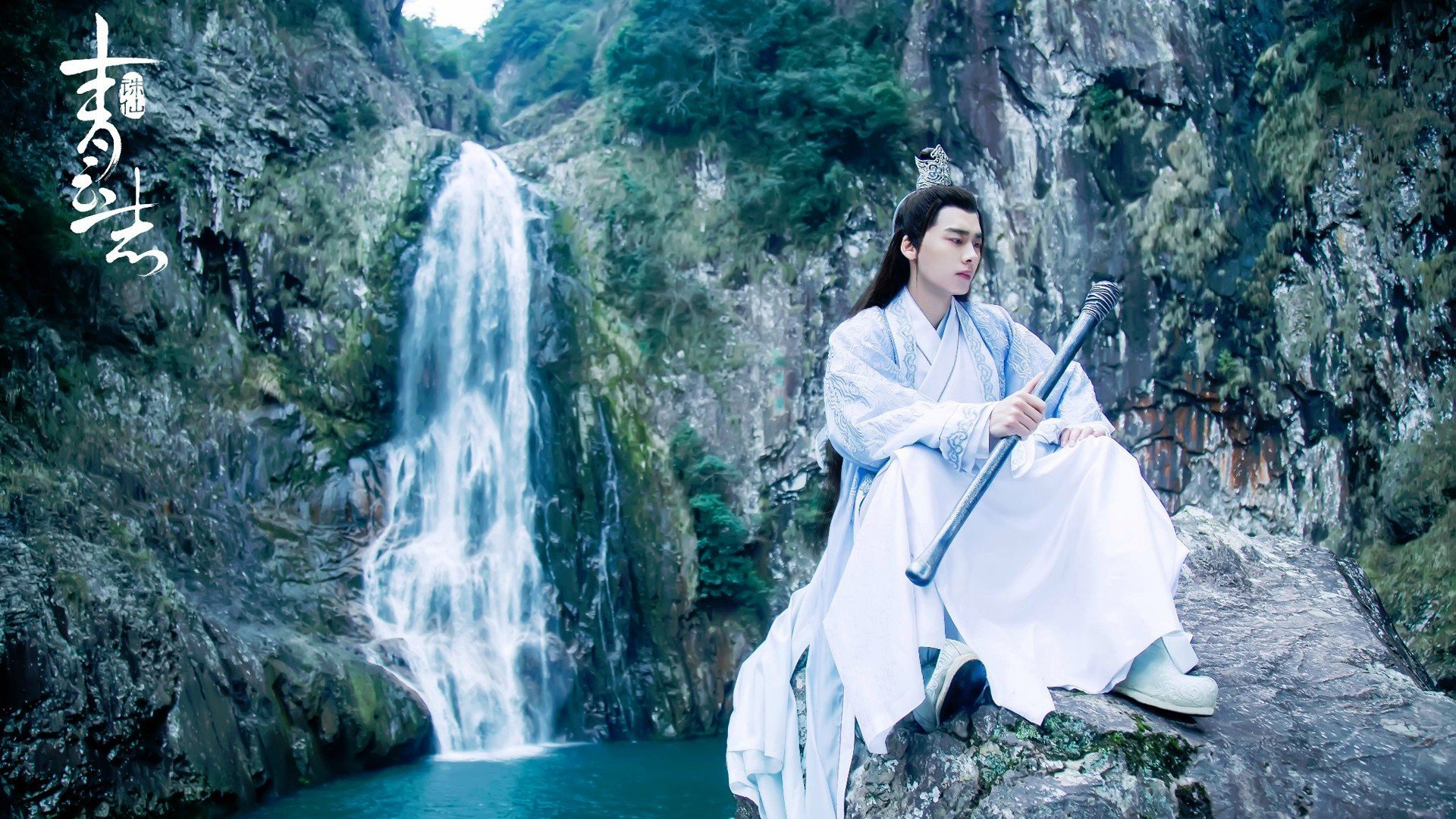 足球之夜与篮球之剑,当欧冠半决赛照亮伦纳德的关键回合