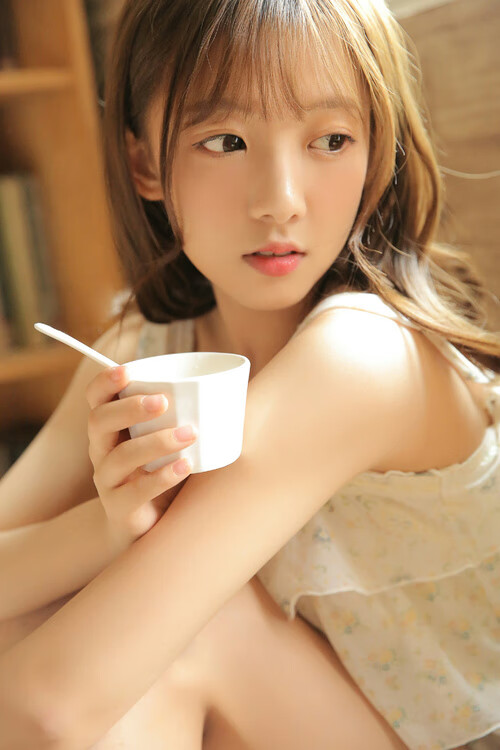 开云体育APP下载-引擎轰鸣与铁血突击，同一天空下的冰火征途