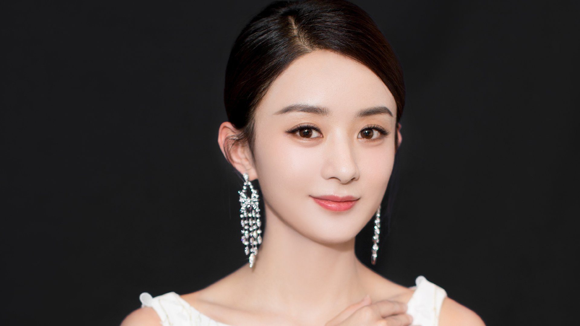 开云体育官网-东方明珠对赌菲尼克斯落日，范弗利特的一记绝杀，与全球化篮球的黄昏