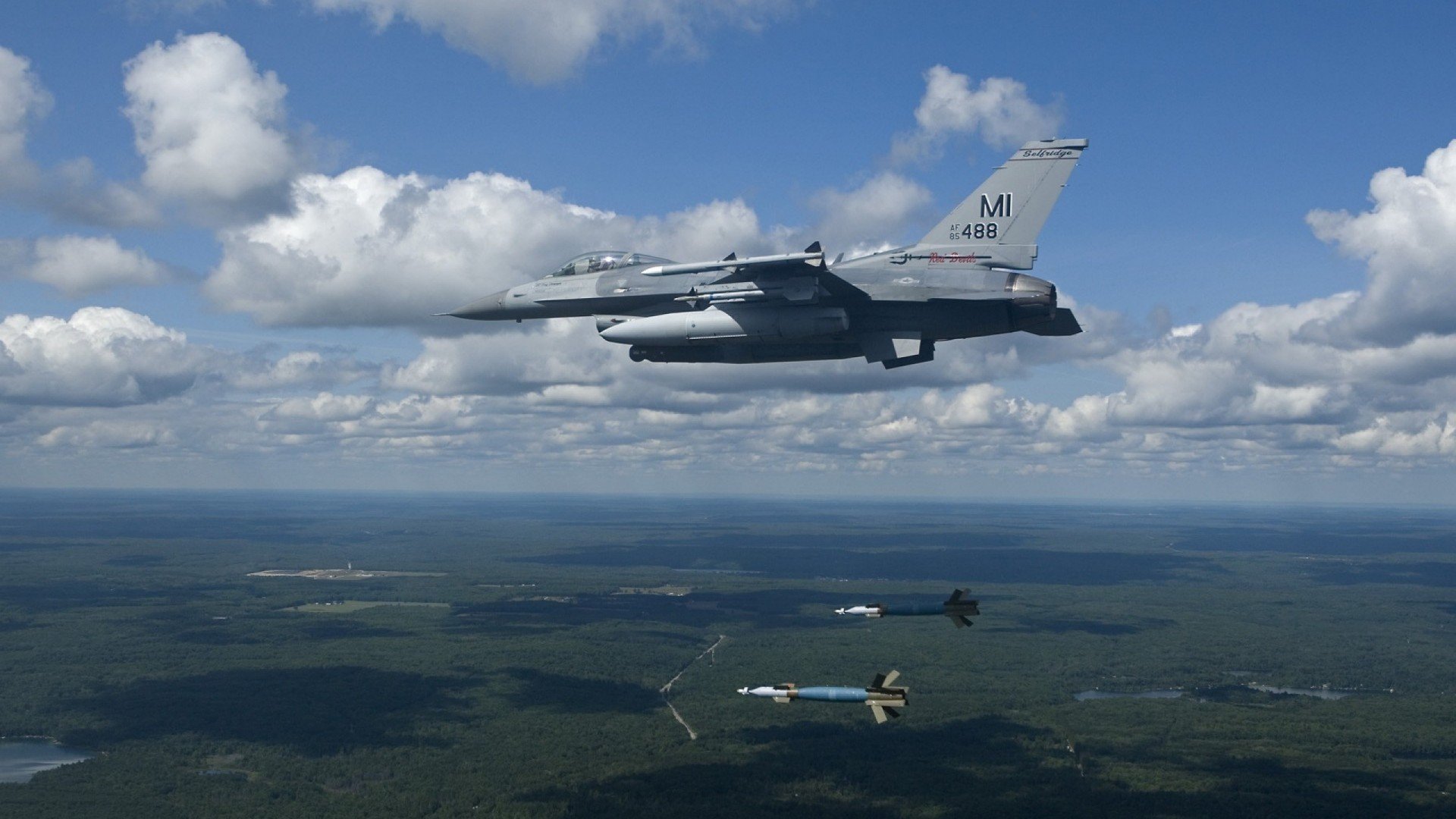 三分线外的盾牌，小贾伦·杰克逊如何用错位哲学统治NBA总决赛之夜